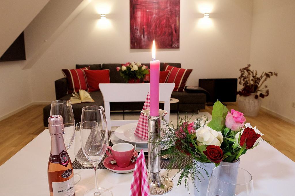 Ferienwohnung "Karmeliten Am Dom" เรเกนส์บวร์ก ภายนอก รูปภาพ